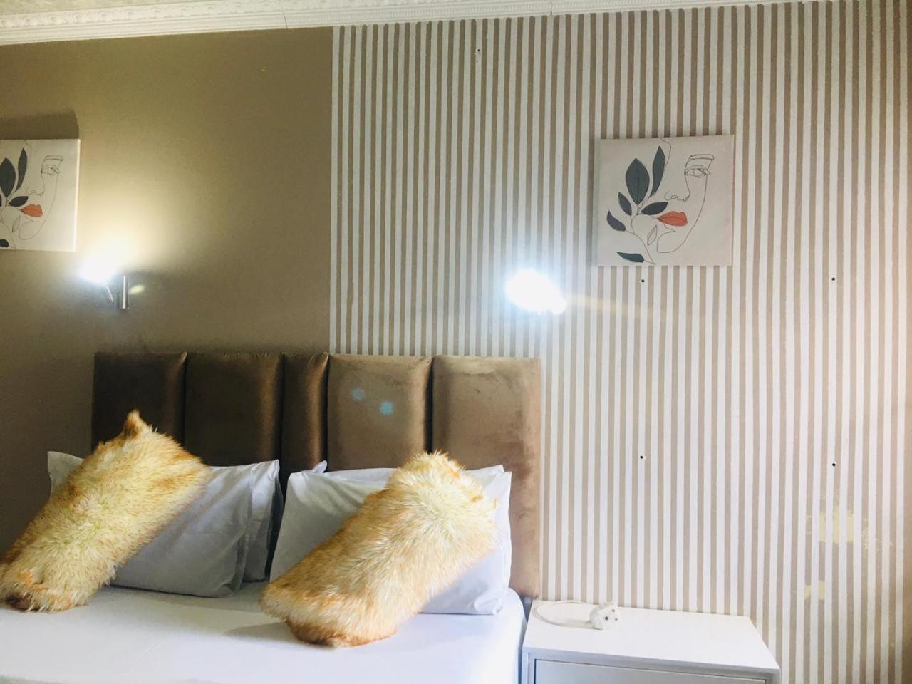 Mavi Guest House East London Ngoại thất bức ảnh